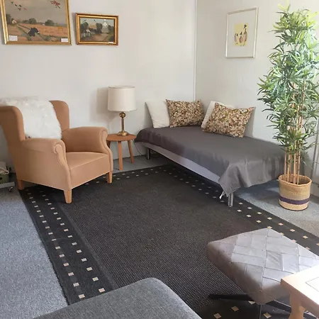 70 M2 Anneks Pa Garden * Malling